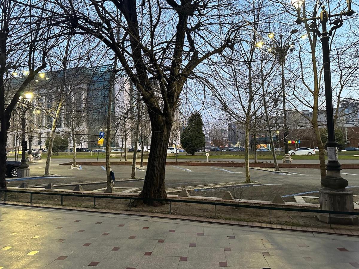 Unirii Lake Tribunal บูคาเรสต์ ภายนอก รูปภาพ